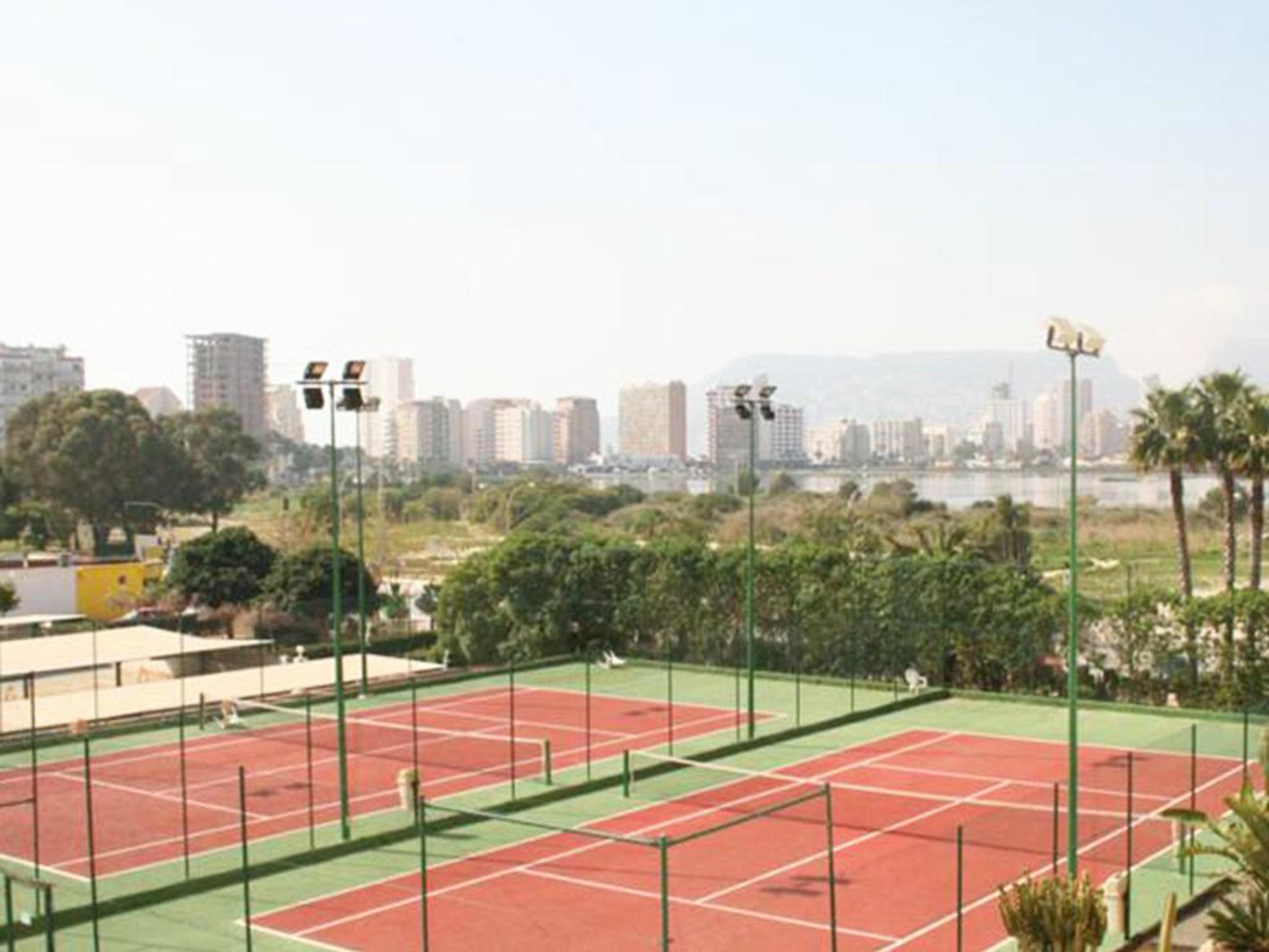 Apartamentos Turmalina Unitursa 칼페 외부 사진