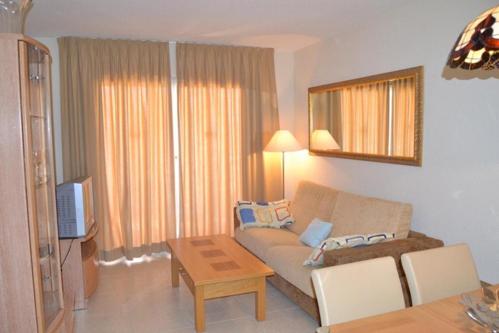 Apartamentos Turmalina Unitursa 칼페 외부 사진