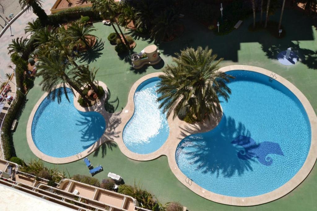 Apartamentos Turmalina Unitursa 칼페 객실 사진