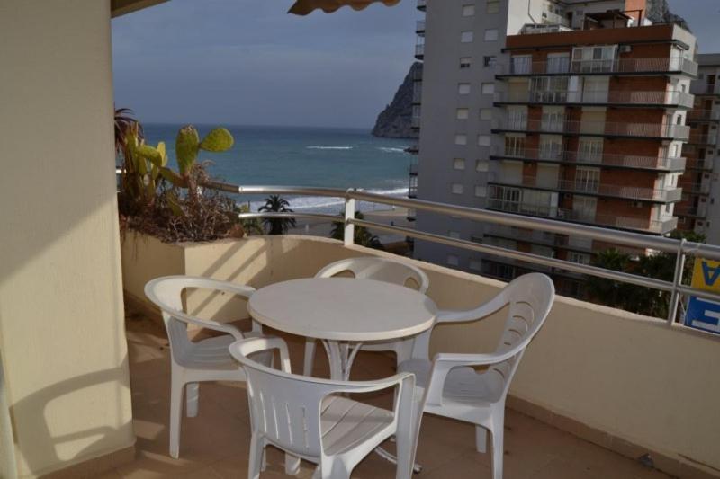 Apartamentos Turmalina Unitursa 칼페 객실 사진
